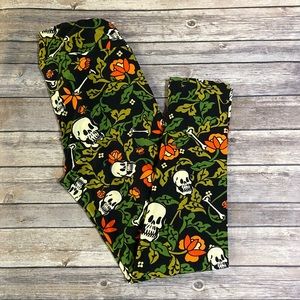 Lularoe Skull and Roses Halloween Leggings TC